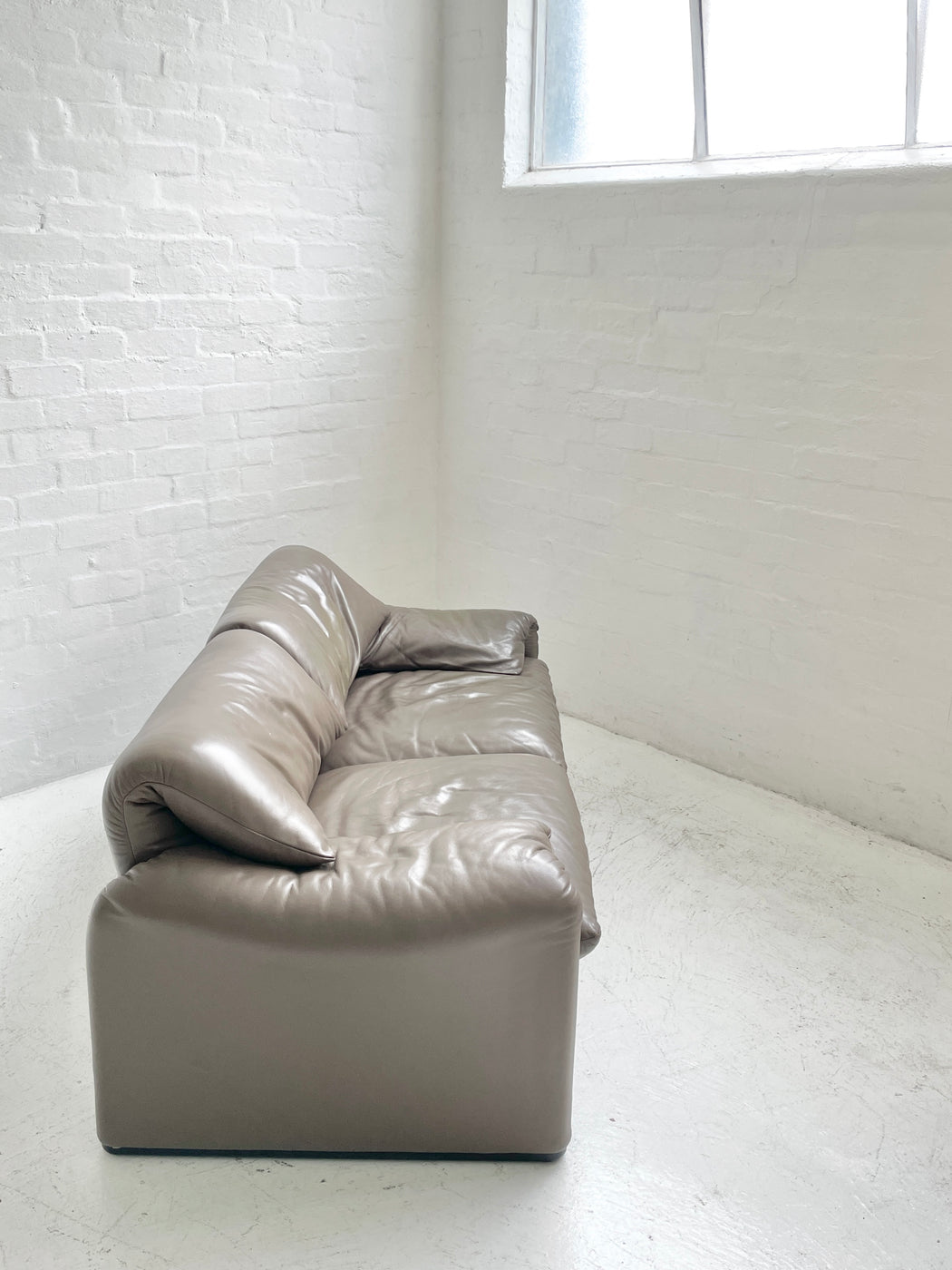 Vico Magistretti 'Maralunga' Sofa