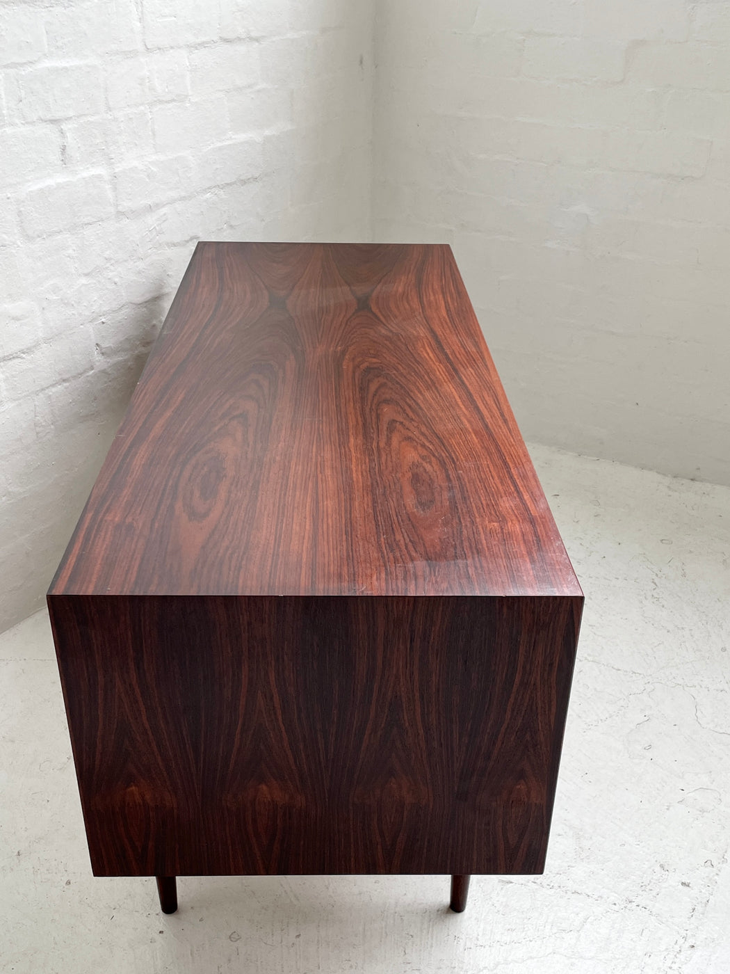 Brouer Møbelfabrik Rosewood Drawers