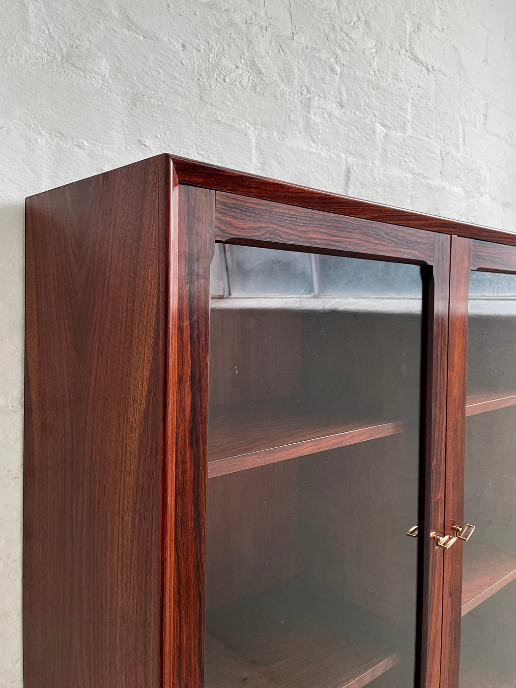 Brouer Rosewood Two Section Bookcase Vintrine