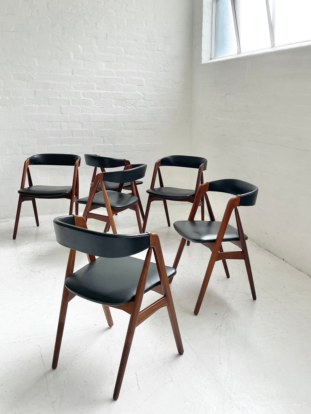 Th.Harlev 'Model 205' Teak Chairs