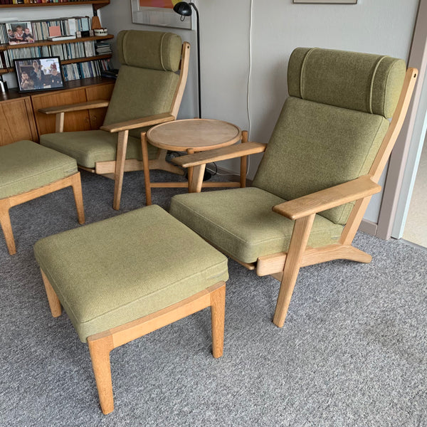 Hans J. Wegner GE290 'Plank' Chair