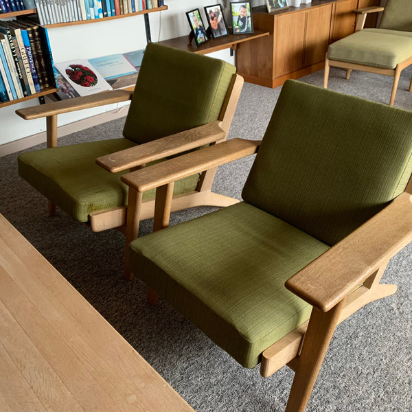 Hans J. Wegner GE290 'Plank' Chair