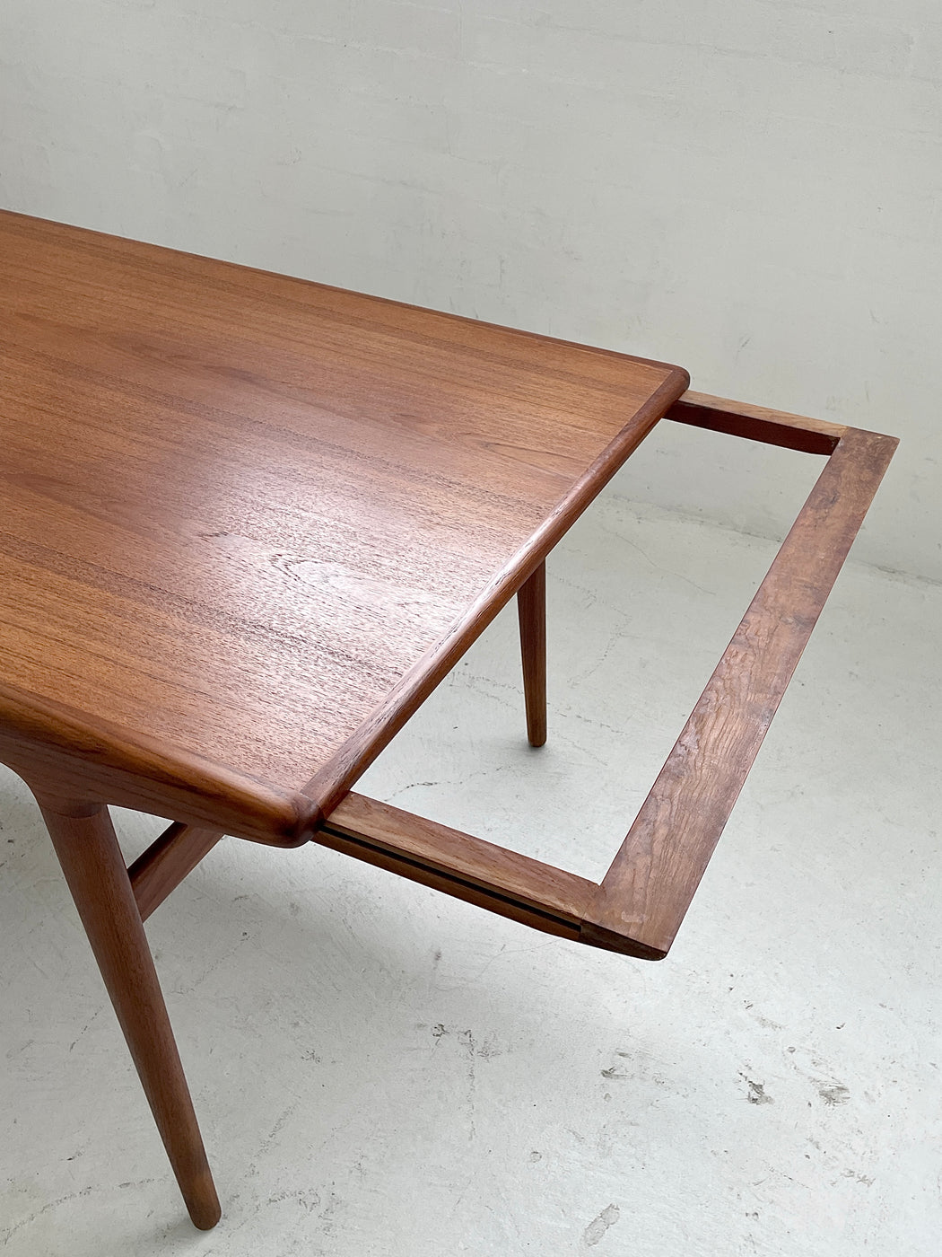 Johannes Andersen Extension Dining Table
