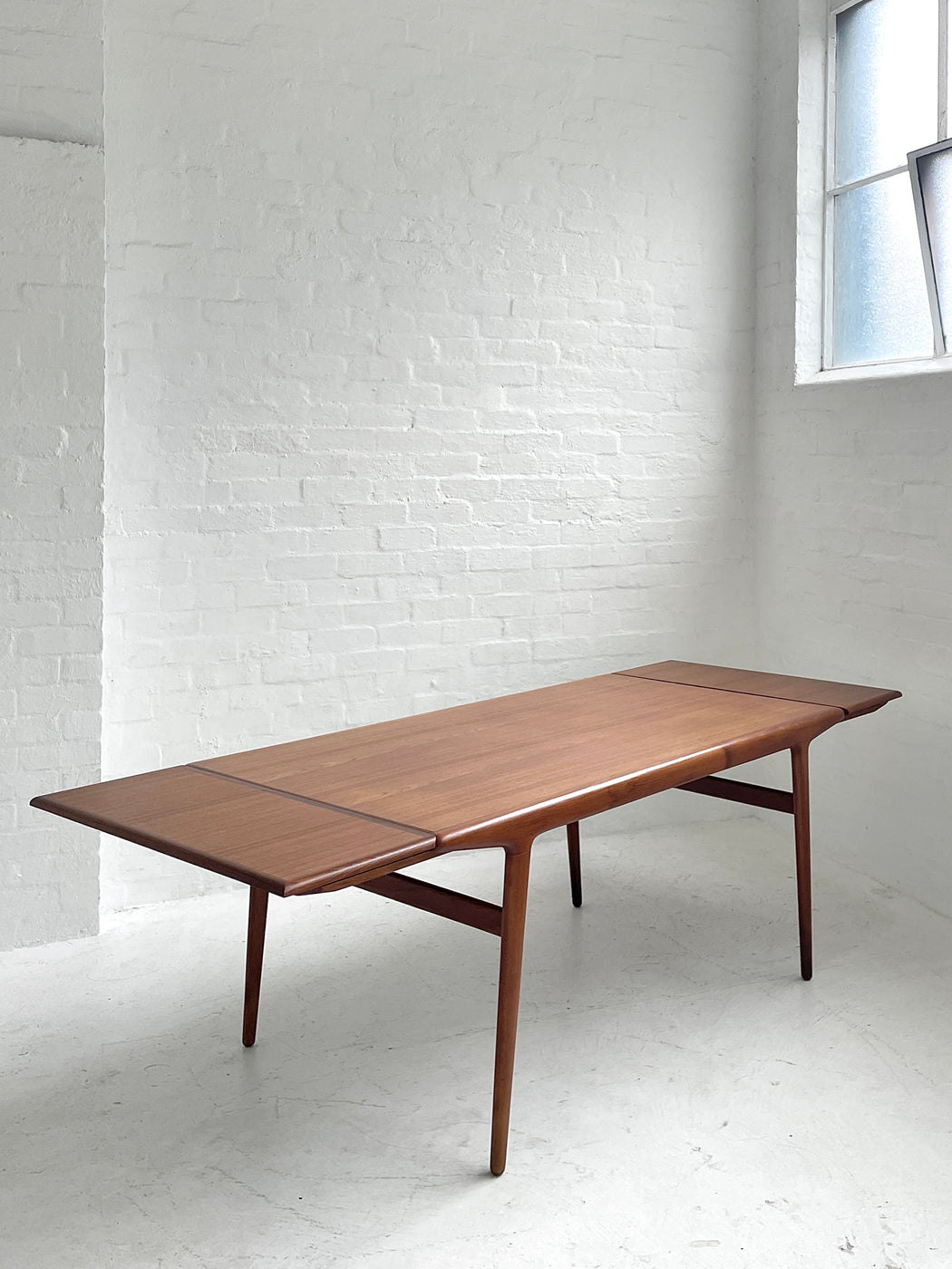 Johannes Andersen Extension Dining Table