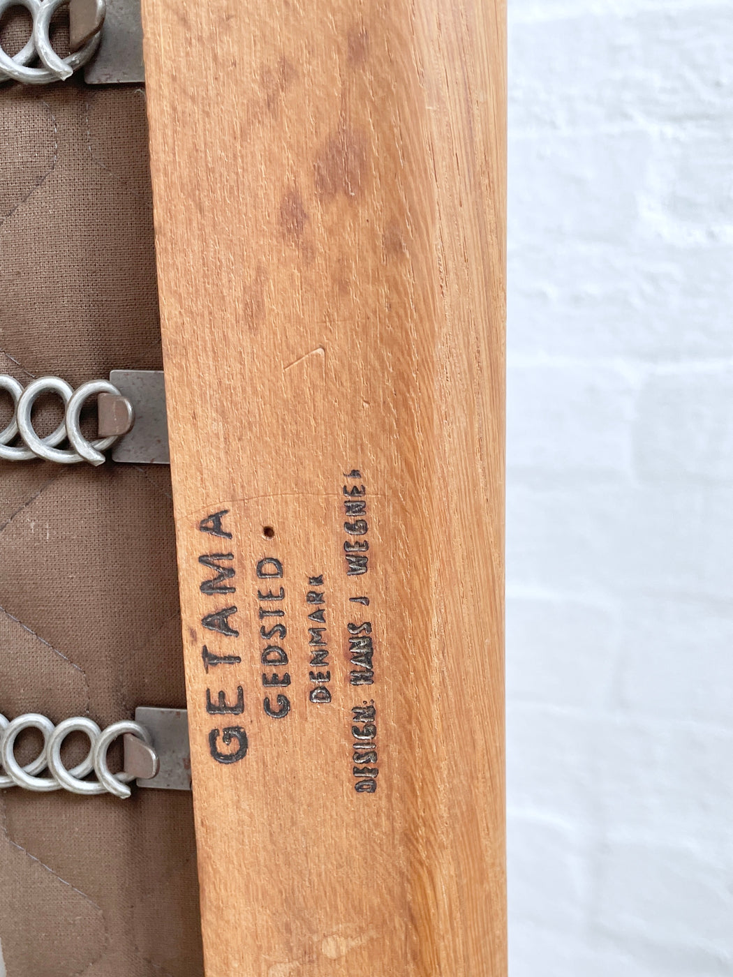 Hans J. Wegner GE290 'Plank' Sofa