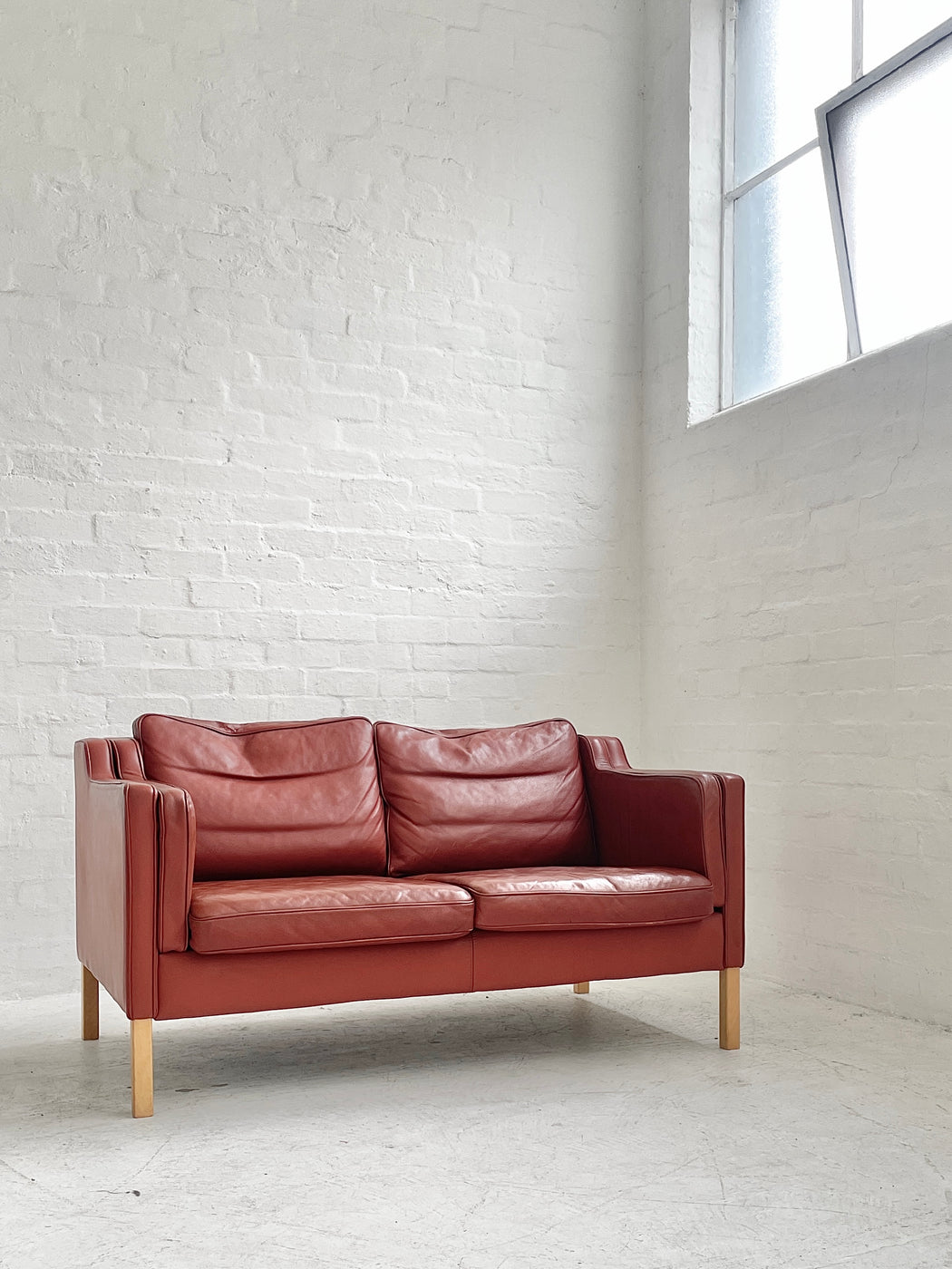 Stouby 'Eva' Leather Sofa