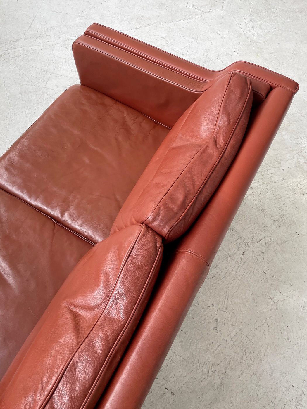 Stouby 'Eva' Leather Sofa
