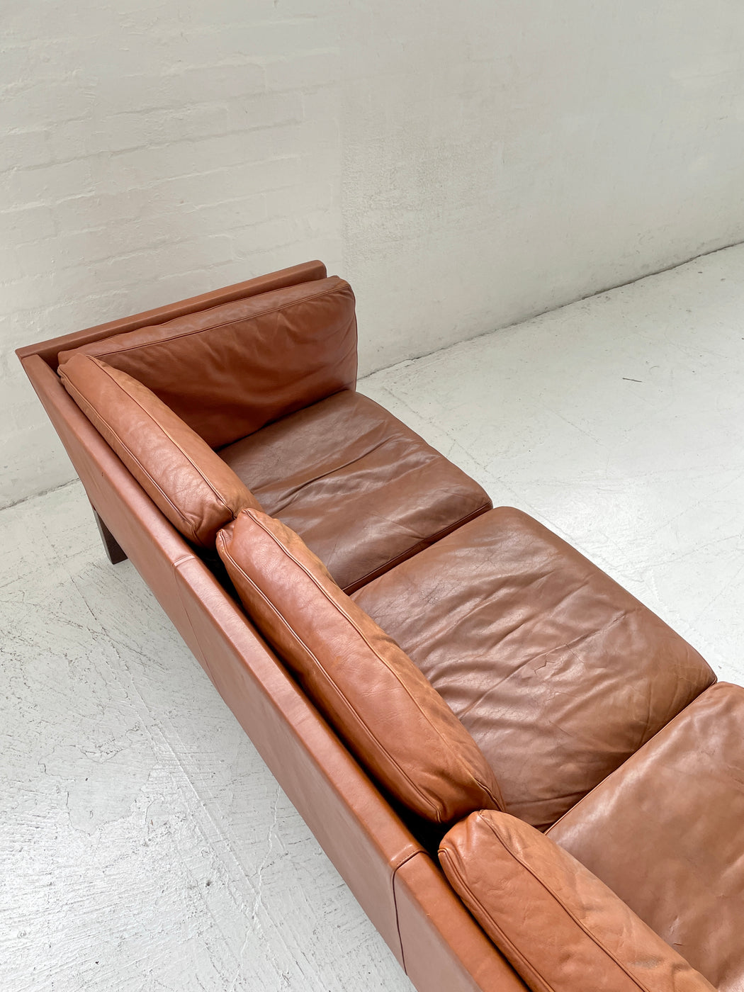 Ivan Schlecter ‘Model IS003’ Sofa