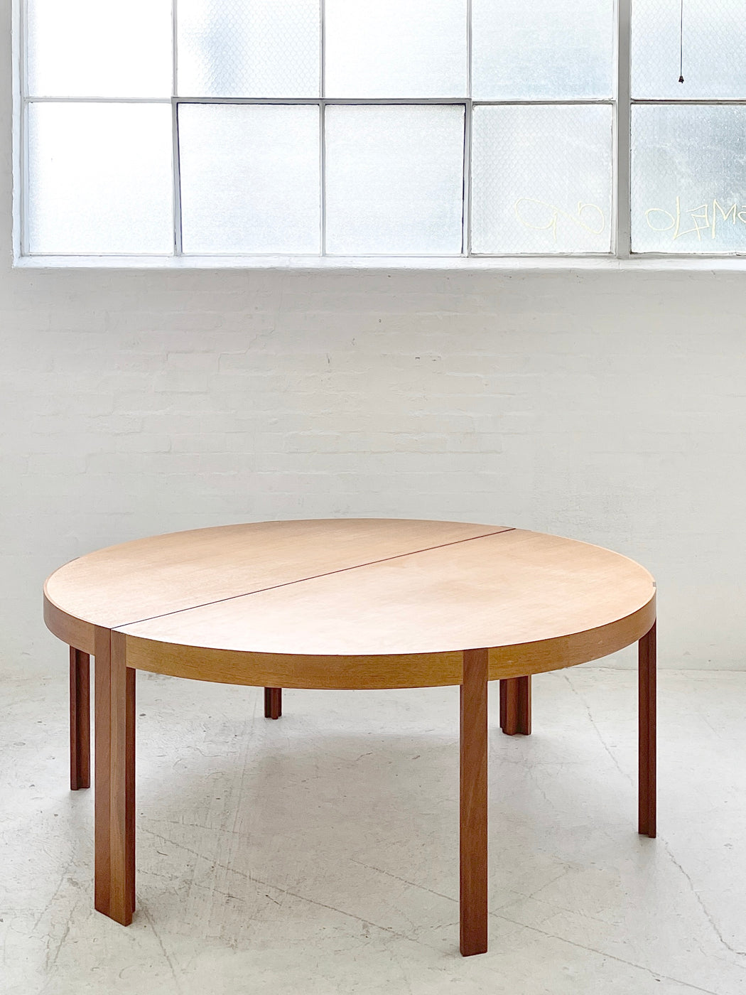 Thygesen & Sørensen 'Kongeserien' Table