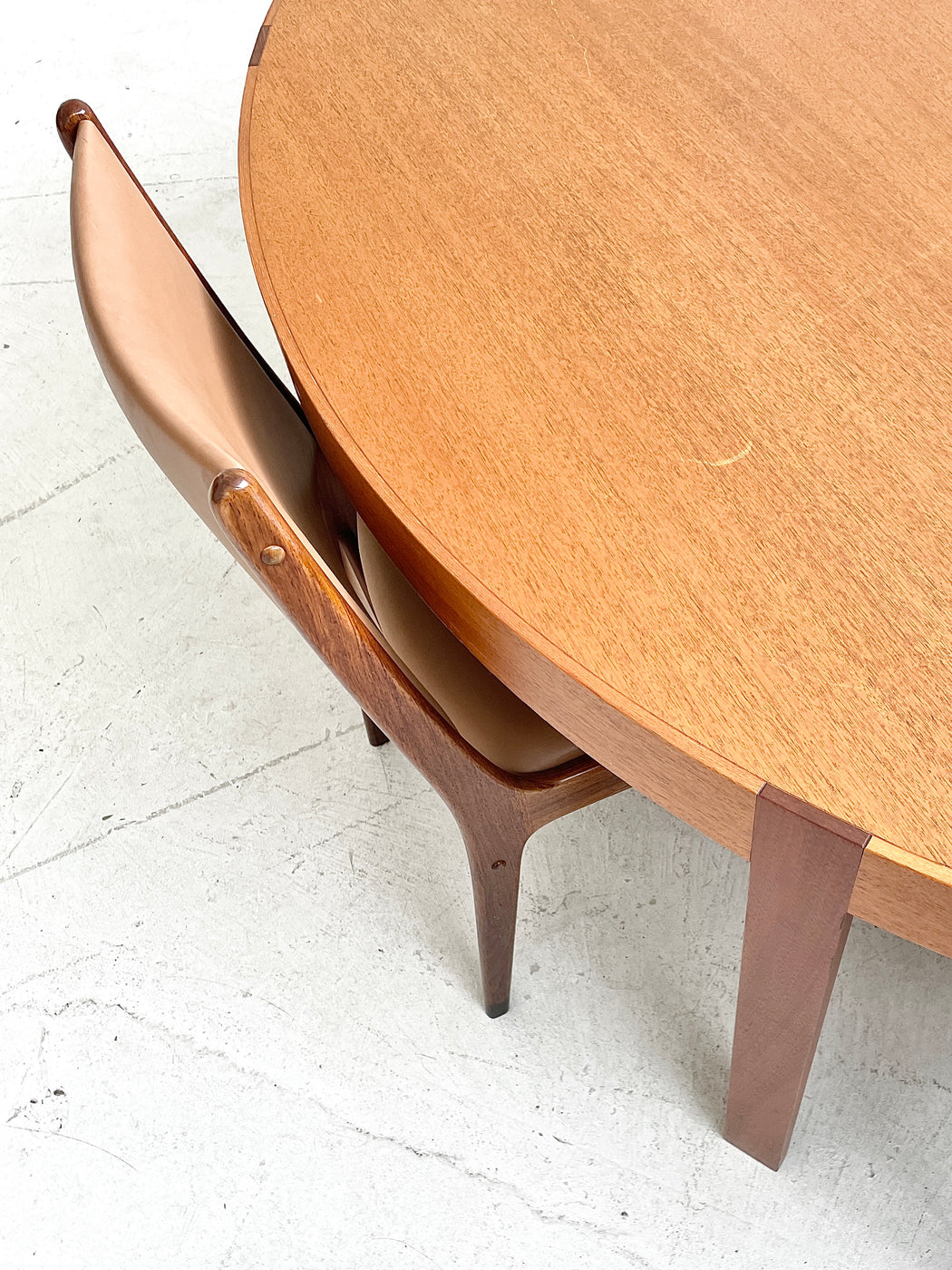Thygesen & Sørensen 'Kongeserien' Table