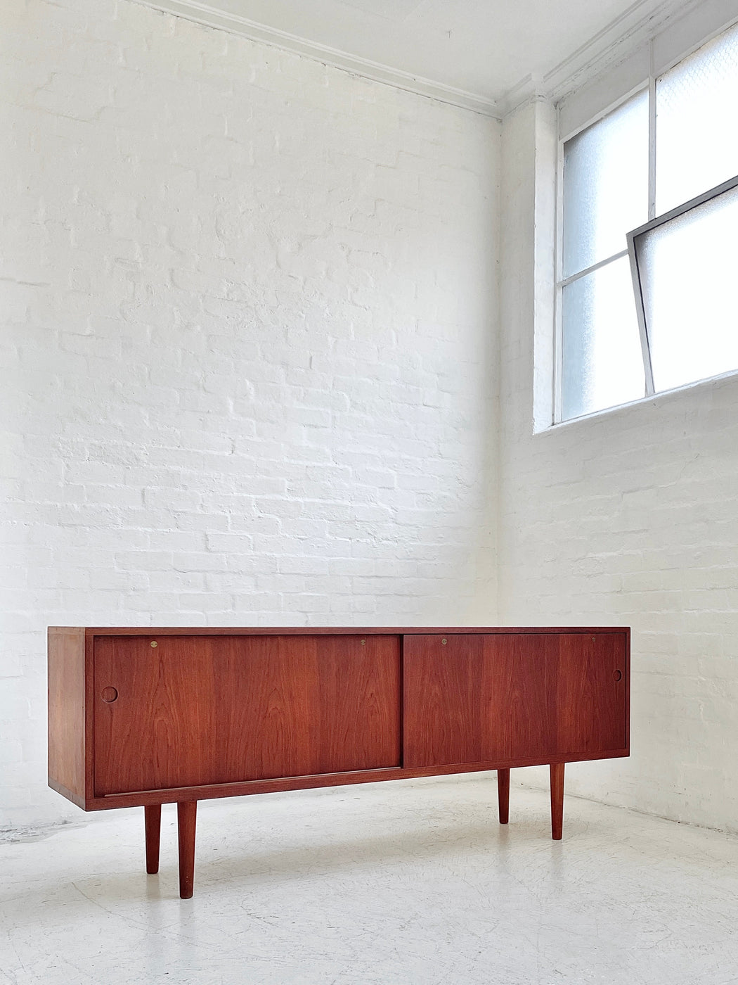 Hans J. Wegner 'RY26' Sideboard