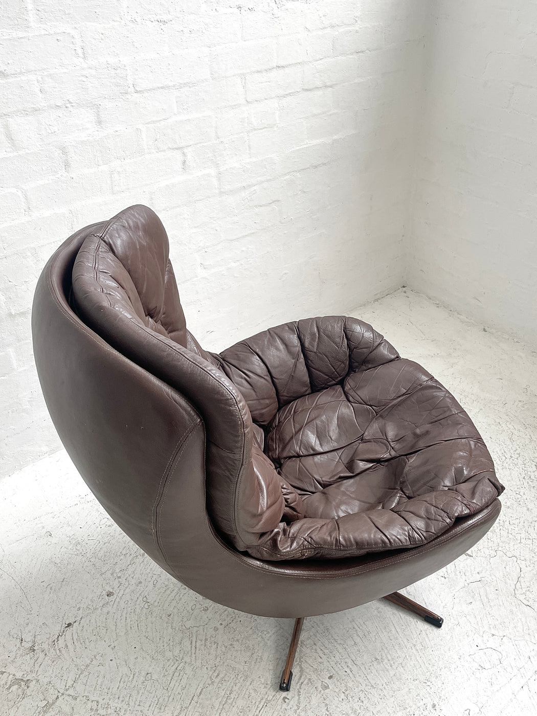 H.W. Klein 'Egg' Chair