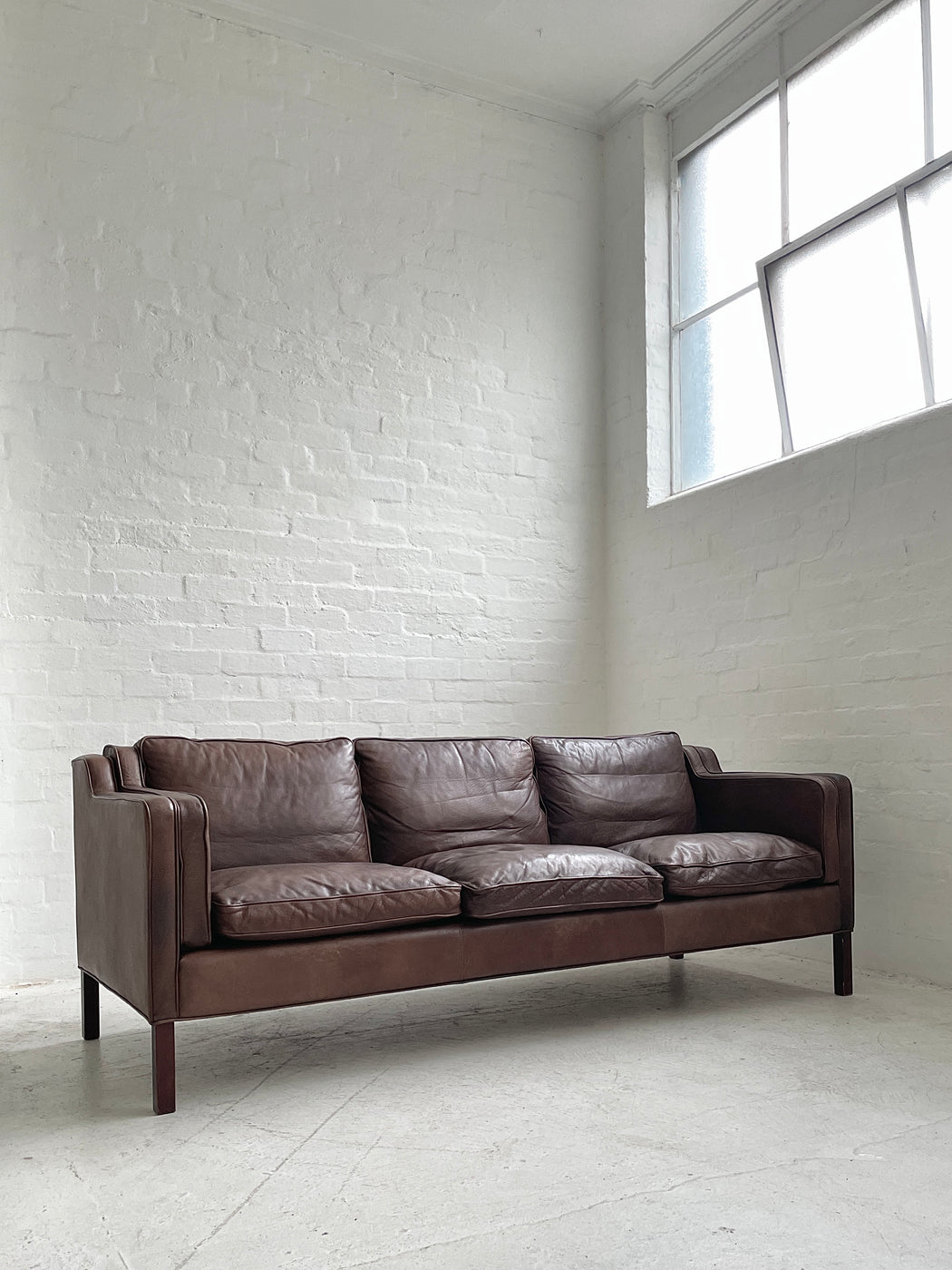 Stouby 'Eva' Leather Sofa