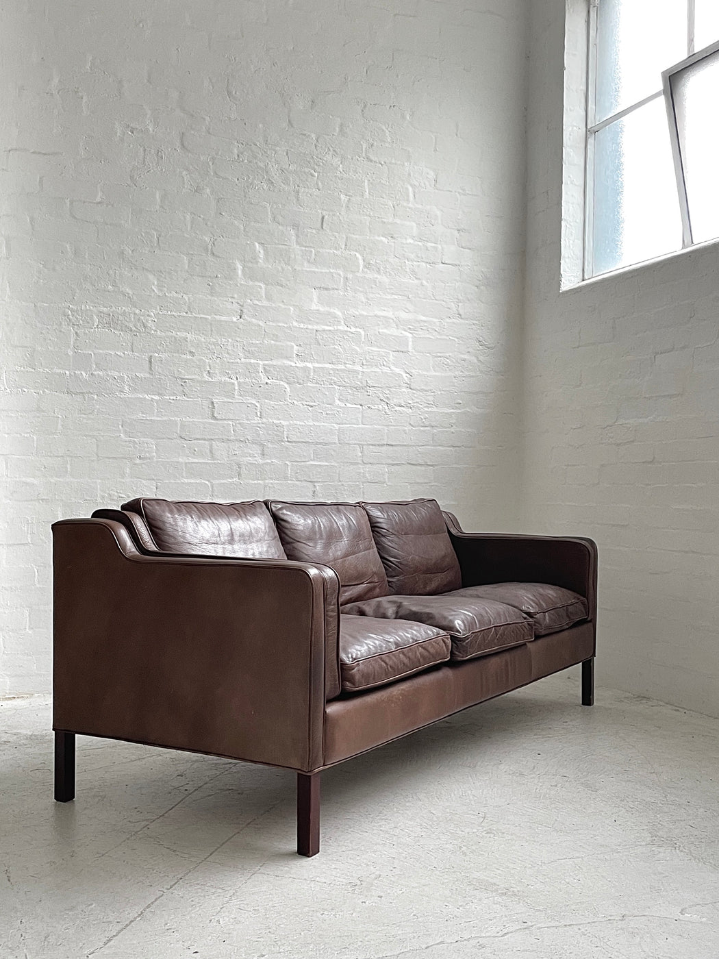 Stouby 'Eva' Leather Sofa