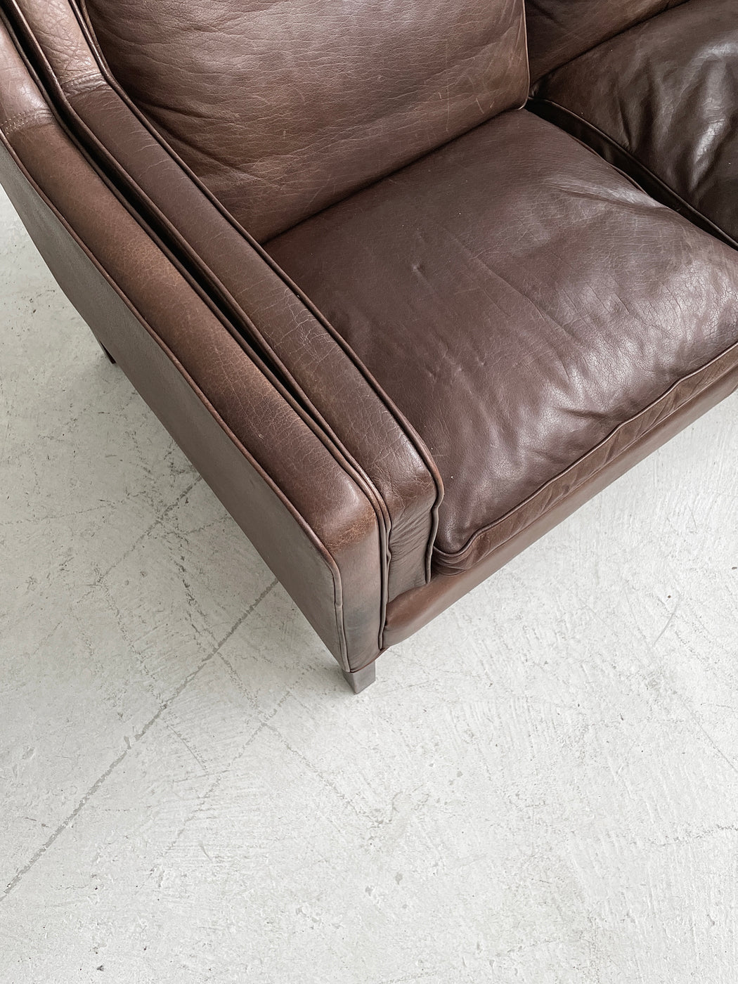Stouby 'Eva' Leather Sofa