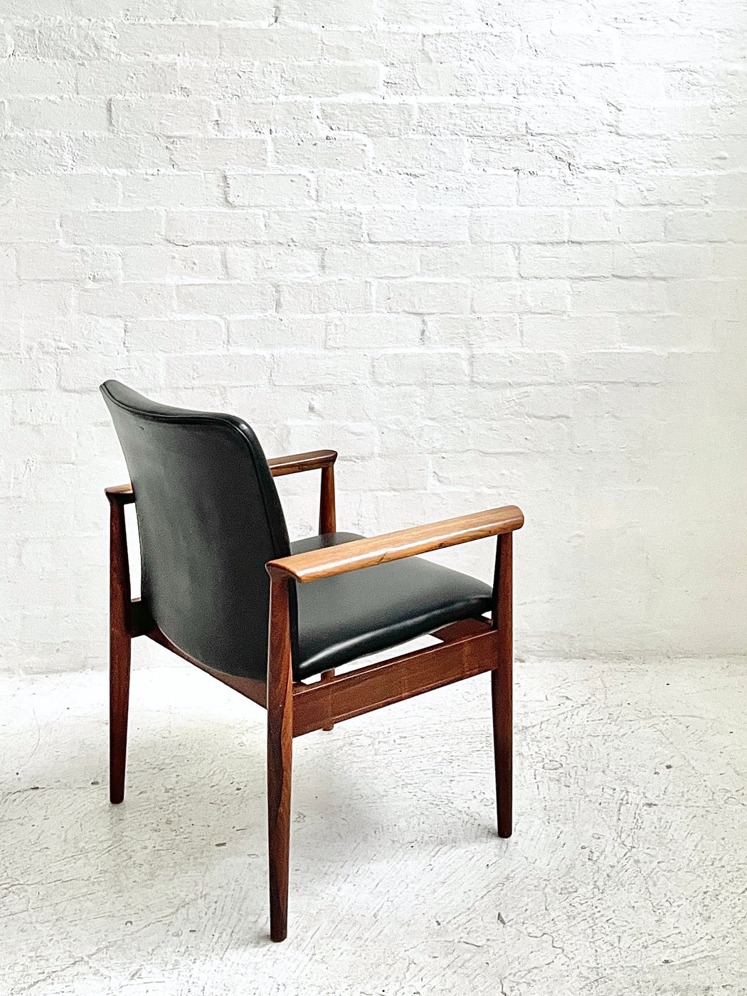 Finn Juhl 'Diplomat' Chair