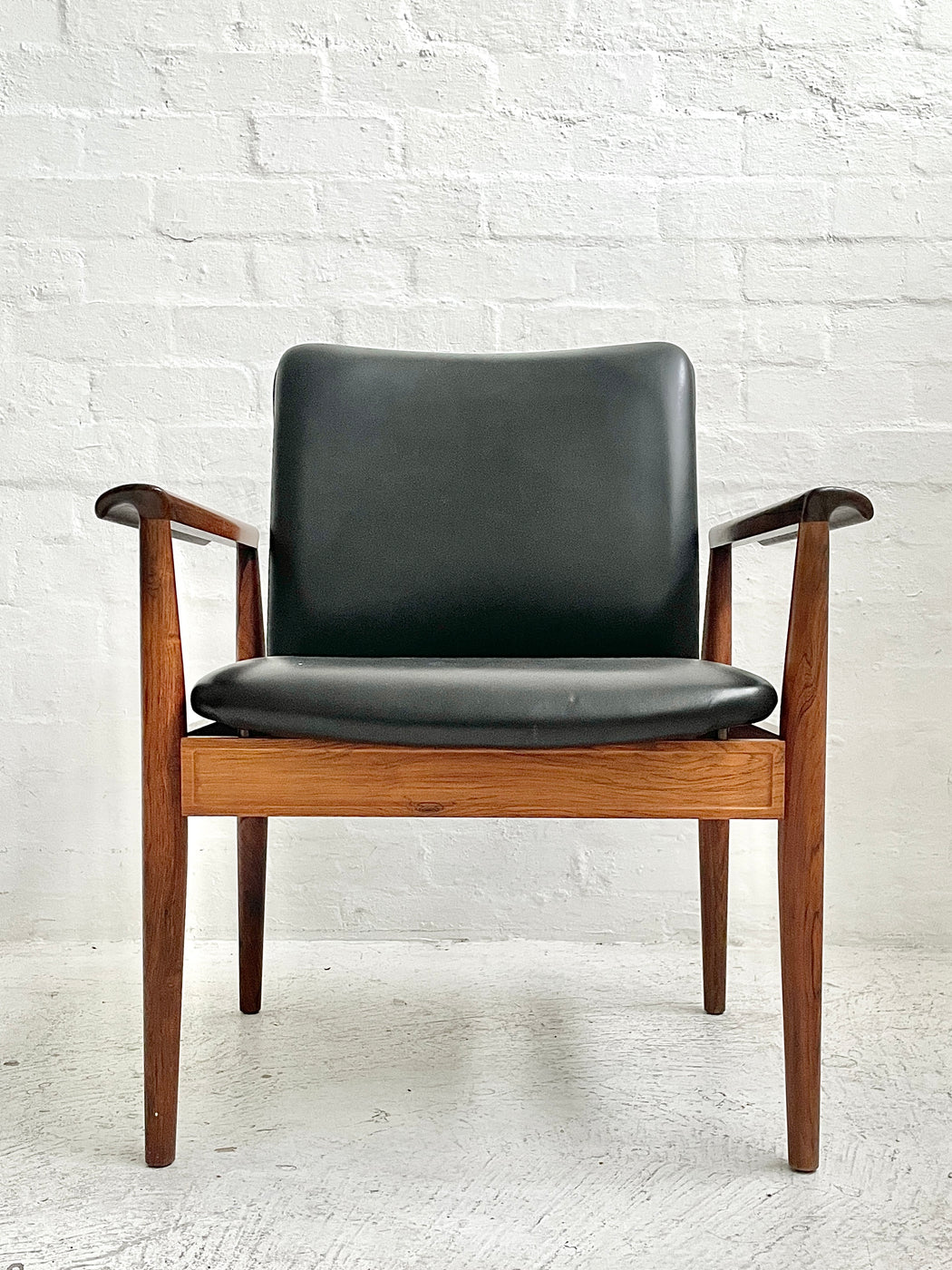 Finn Juhl 'Diplomat' Chair