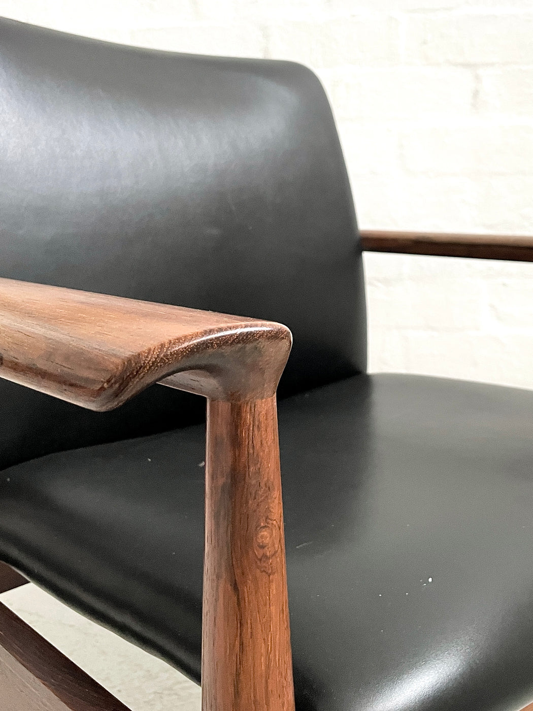 Finn Juhl 'Diplomat' Chair