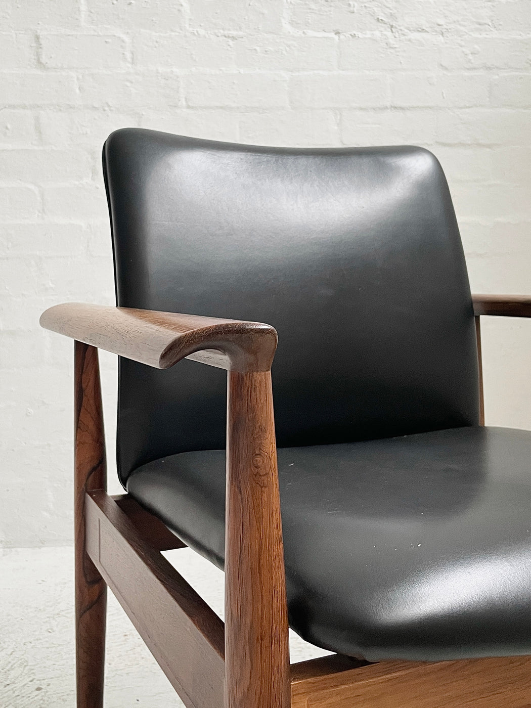 Finn Juhl 'Diplomat' Chair