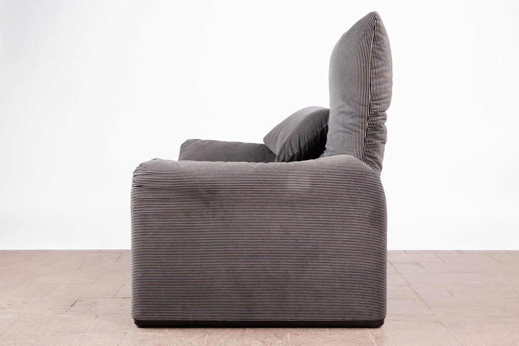 Vico Magistretti 'Maralunga' Sofa