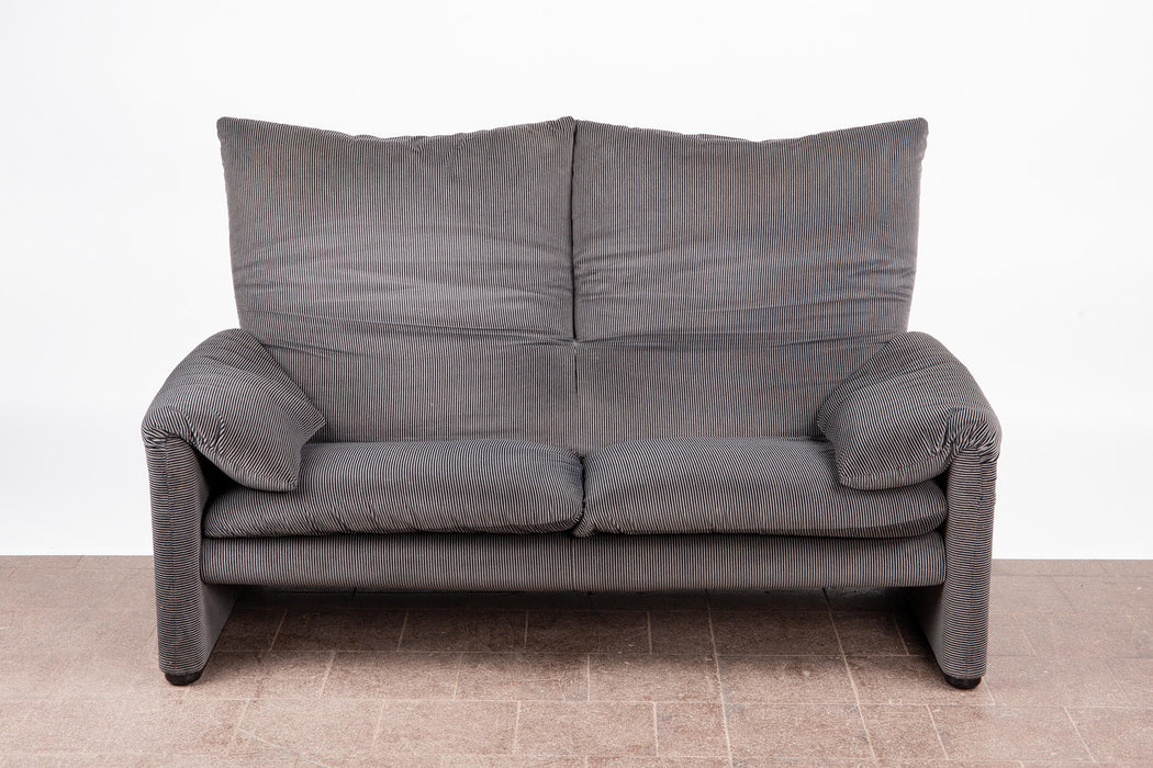 Vico Magistretti 'Maralunga' Sofa