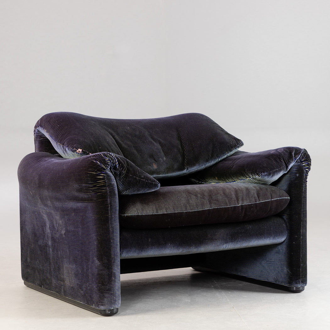 Vico Magistretti 'Maralunga' Chair
