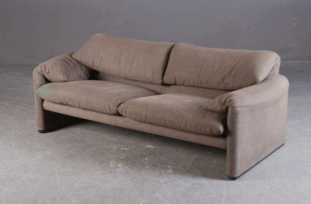 Vico Magistretti 'Maralunga' Maxi Sofa