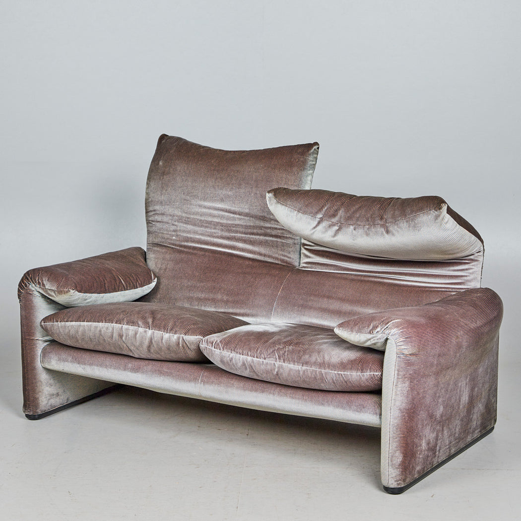 Vico Magistretti 'Maralunga' Sofa