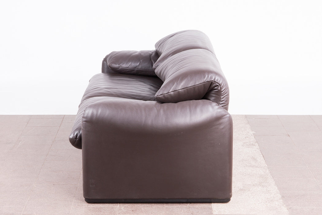 Vico Magistretti 'Maralunga' Sofa