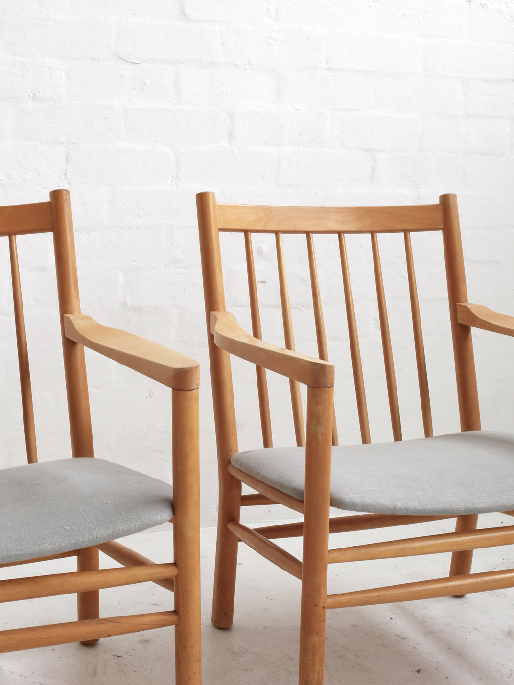 Erik Ole Jørgensen 'Model J147' Chairs