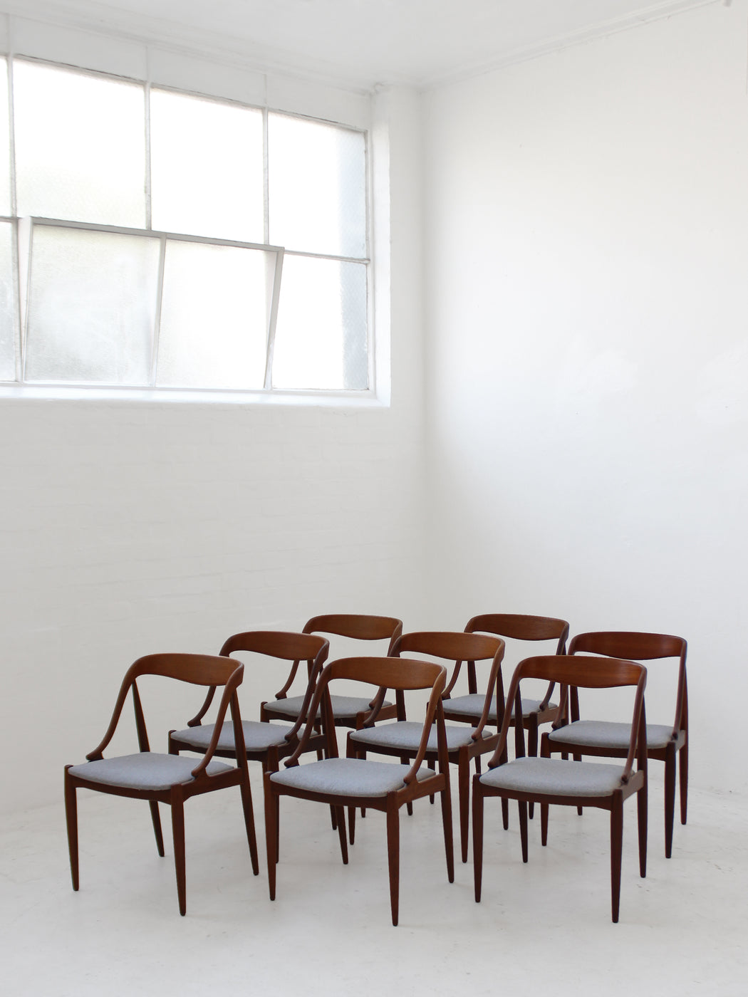 Johannes Andersen 'Model 16' Chairs