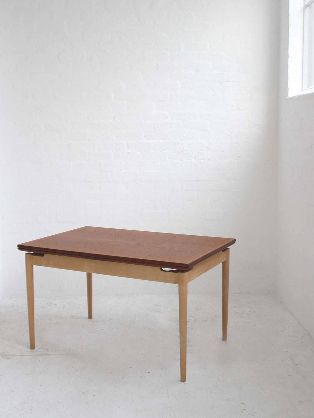 Kurt Olsen Extension Dining Table