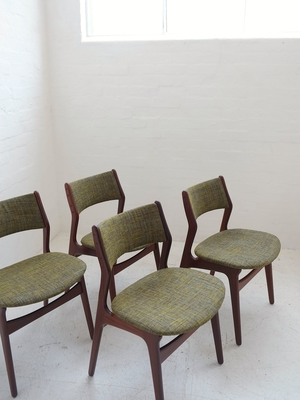 Erik Buch 'Model 1628' Chairs