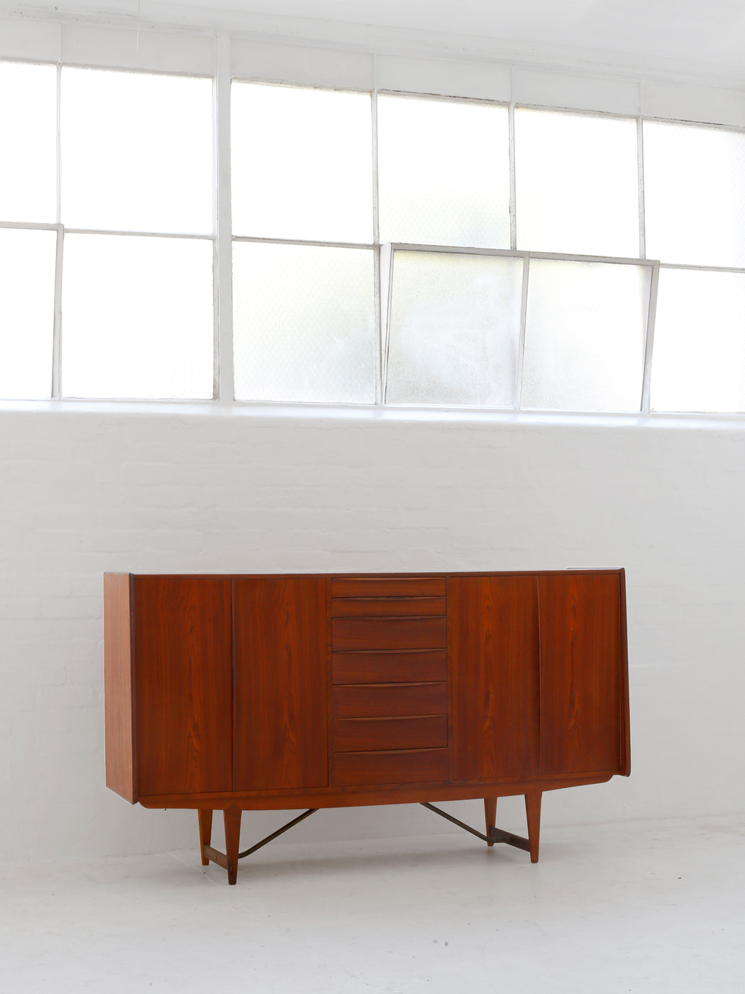 Kurt Østervig Highboard