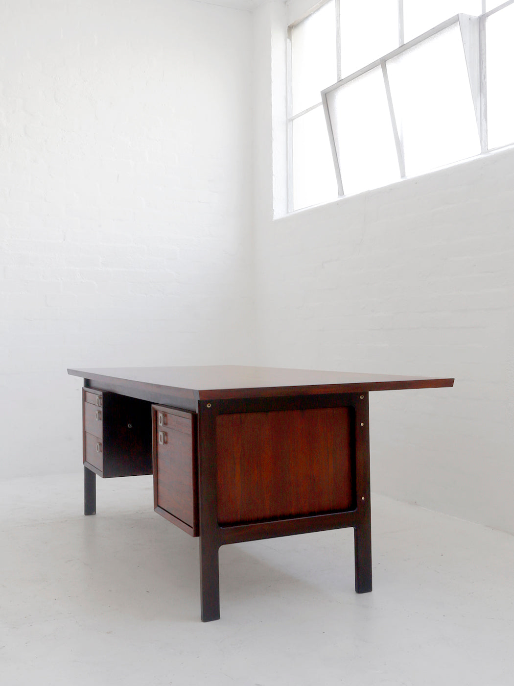 Arne Vodder Executive Desk