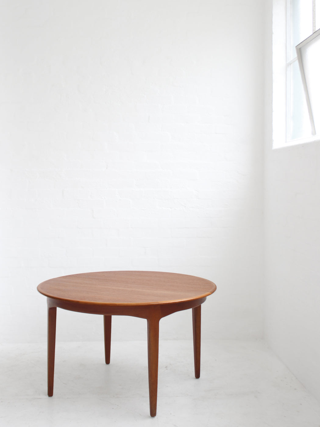Henning Kjærnulf Dining Table