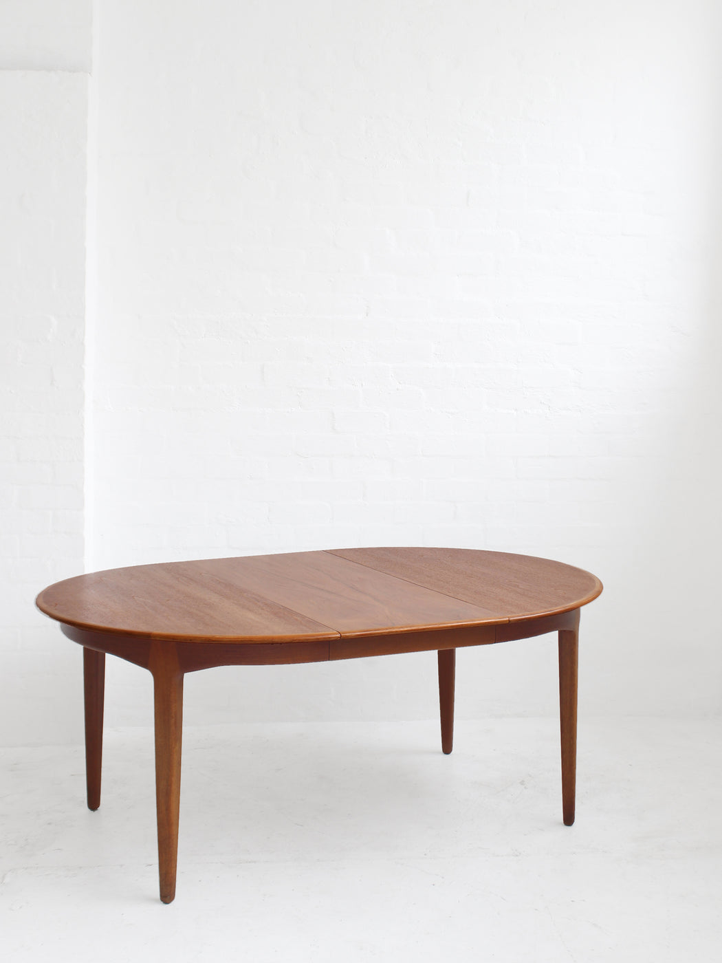 Henning Kjærnulf Dining Table