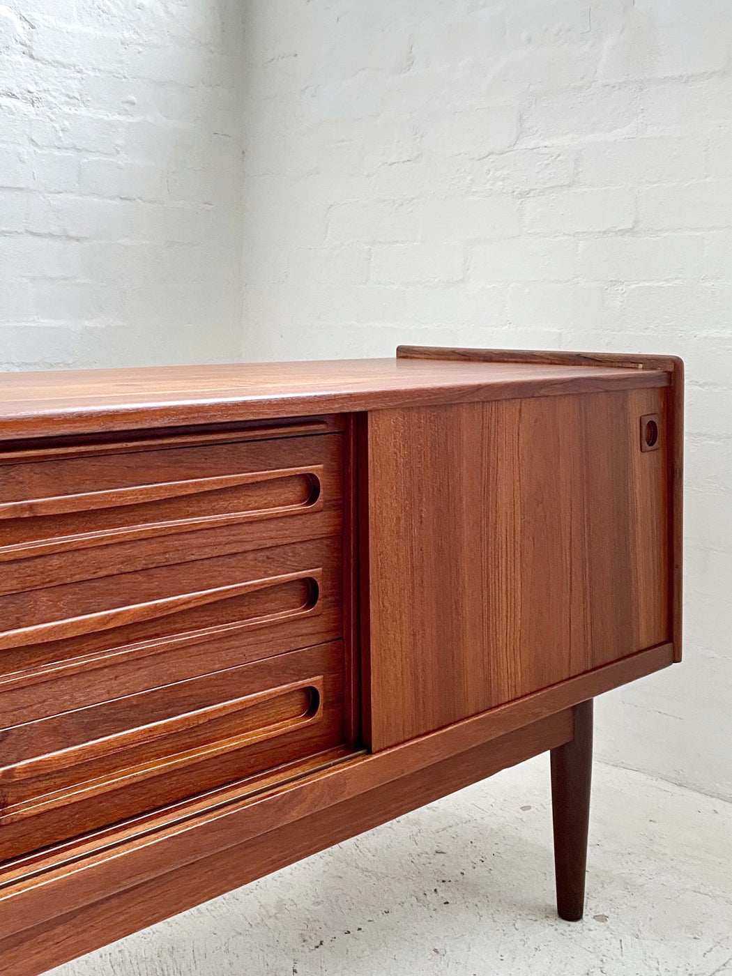 Johannes Andersen Sideboard