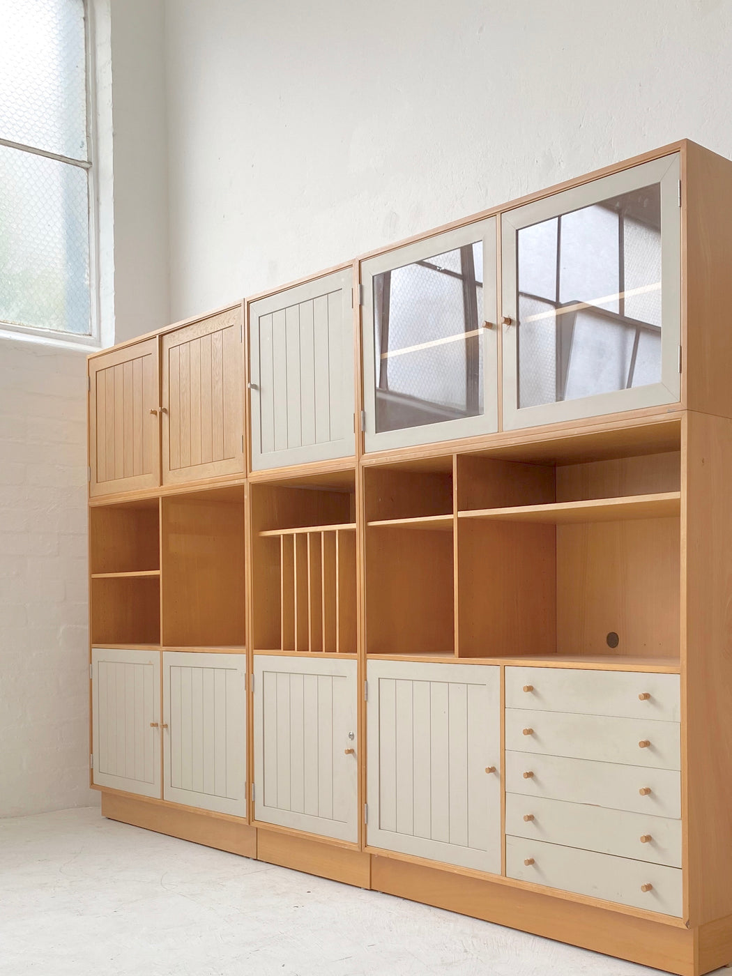 Thygesen & Sørensen 'HG70' Wall System