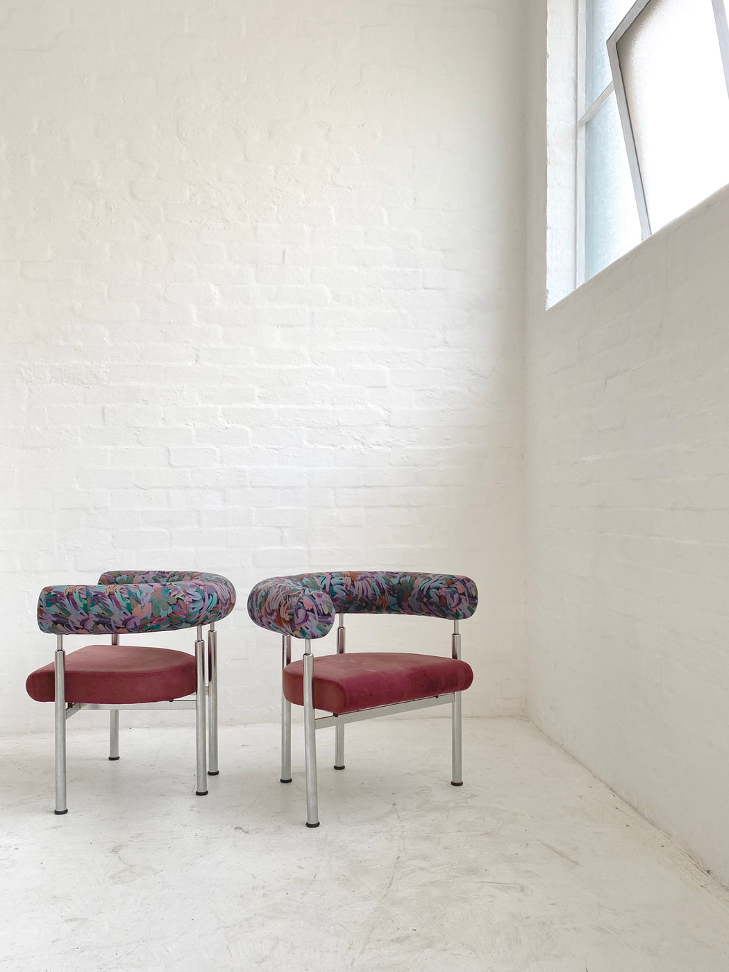 Erik Jørgensen 'Cobra' Chair