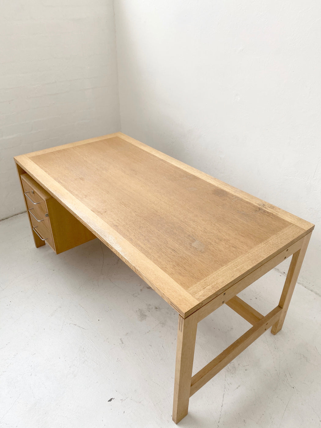 Jensen & Valeur 'M40' Oak Desk