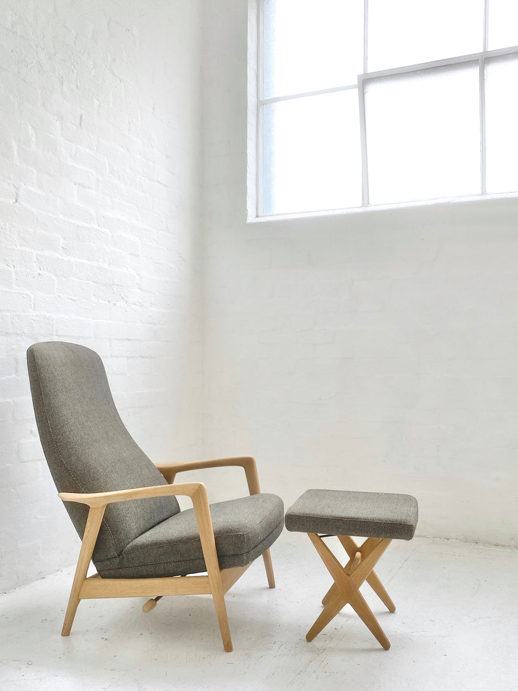 Folke Ohlsson Recliner & Footstool