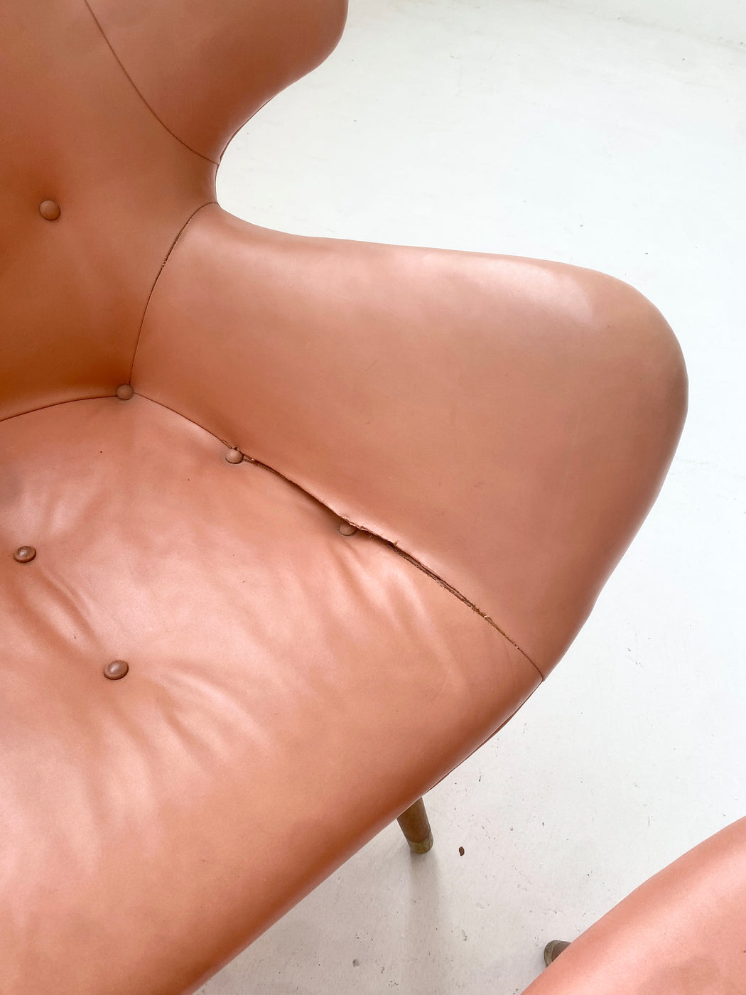Grant Featherston 'Contour' Suite
