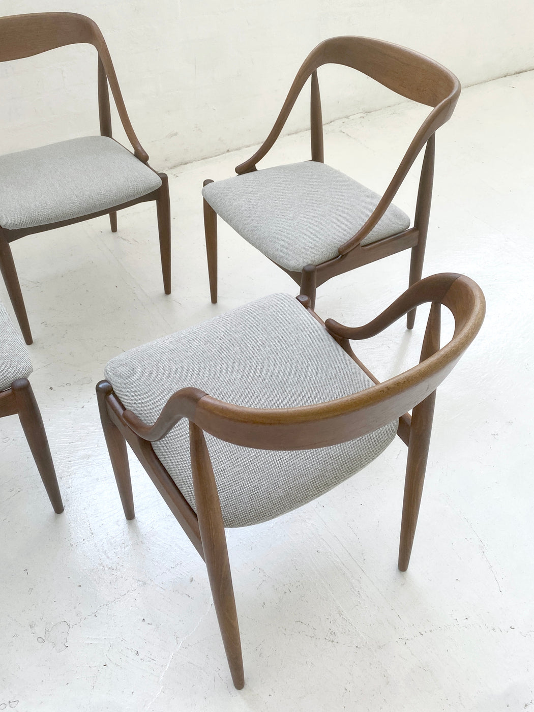Johannes Andersen 'Model 16' Dining Chairs