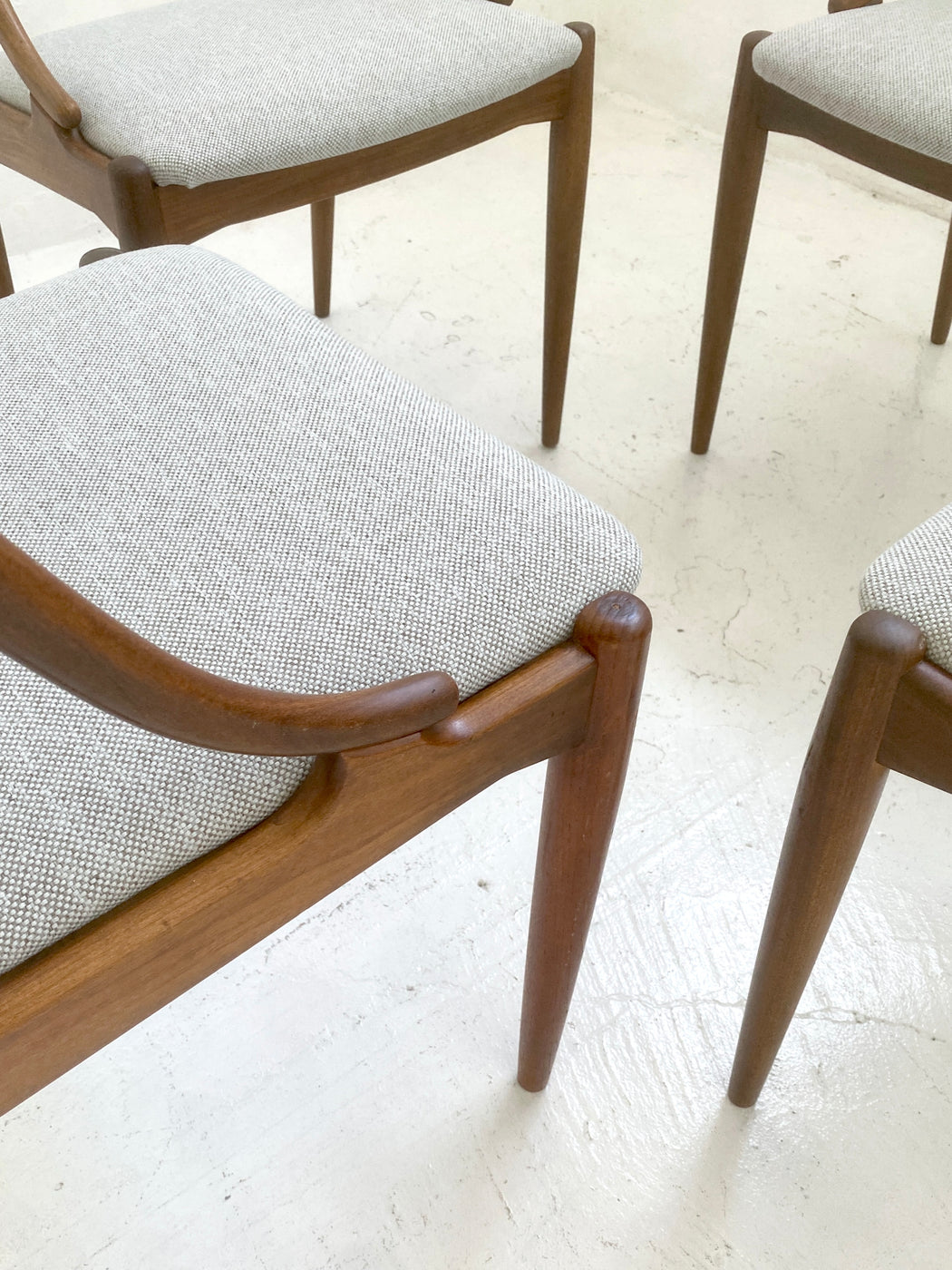 Johannes Andersen 'Model 16' Dining Chairs