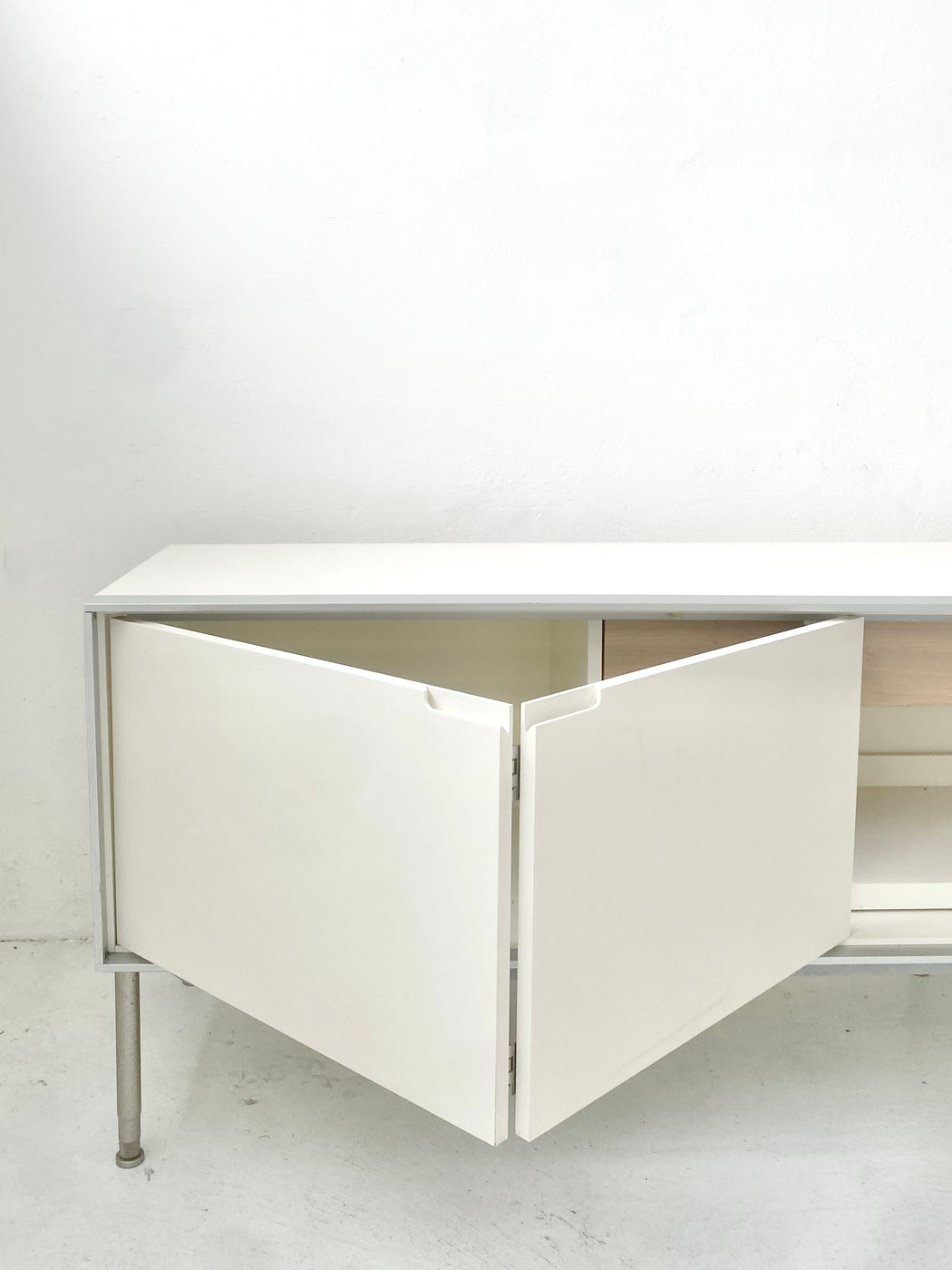 Antonio Citterio 'Domus' Sideboard