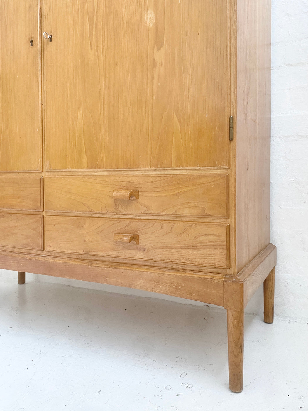Early Børge Mogensen Elm Sideboard