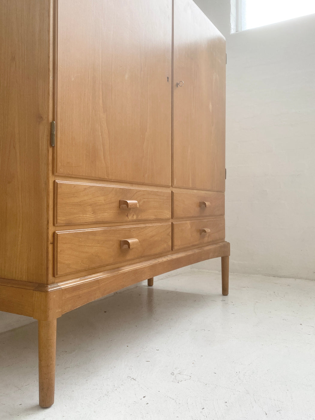 Early Børge Mogensen Elm Sideboard