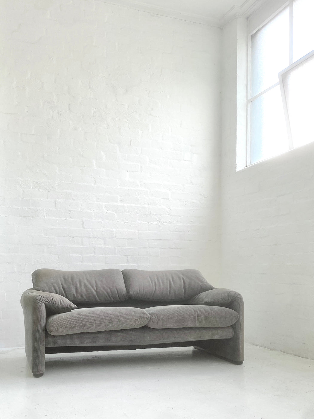 Vico Magistretti 'Maralunga' Sofa