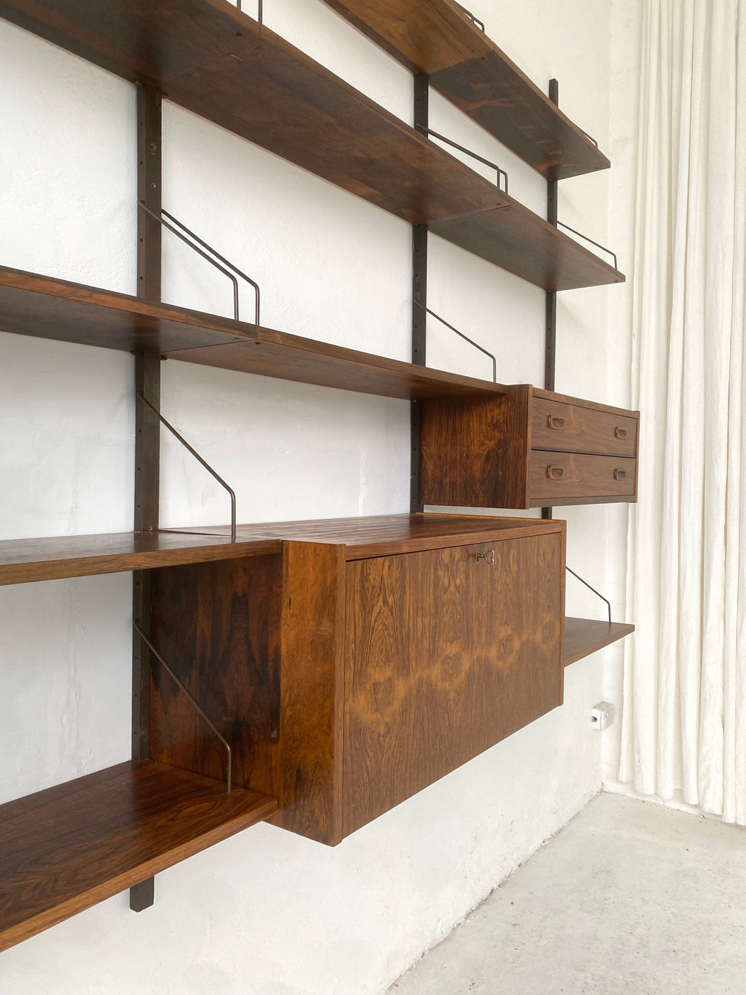 Poul Cadovius Rosewood 'Royal System'